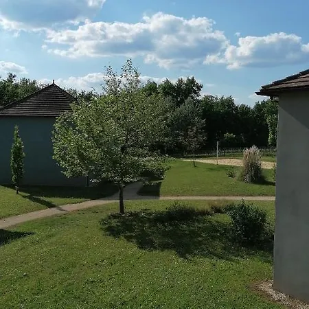 Domaine Claire Rive Duplex Renove 50m2, Sur Appartement Prayssac